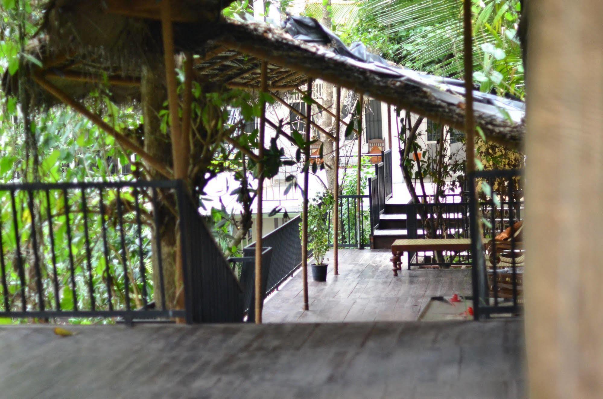 Hostel City Hub Colombo Airport Катунаяка Экстерьер фото